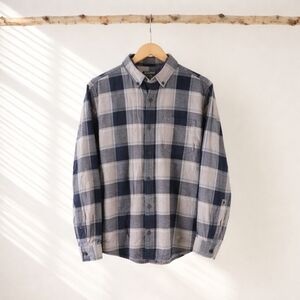 Eddie Bauer Men’s Flannel Shirt Size Medium Blue Grey Plaid Button Down